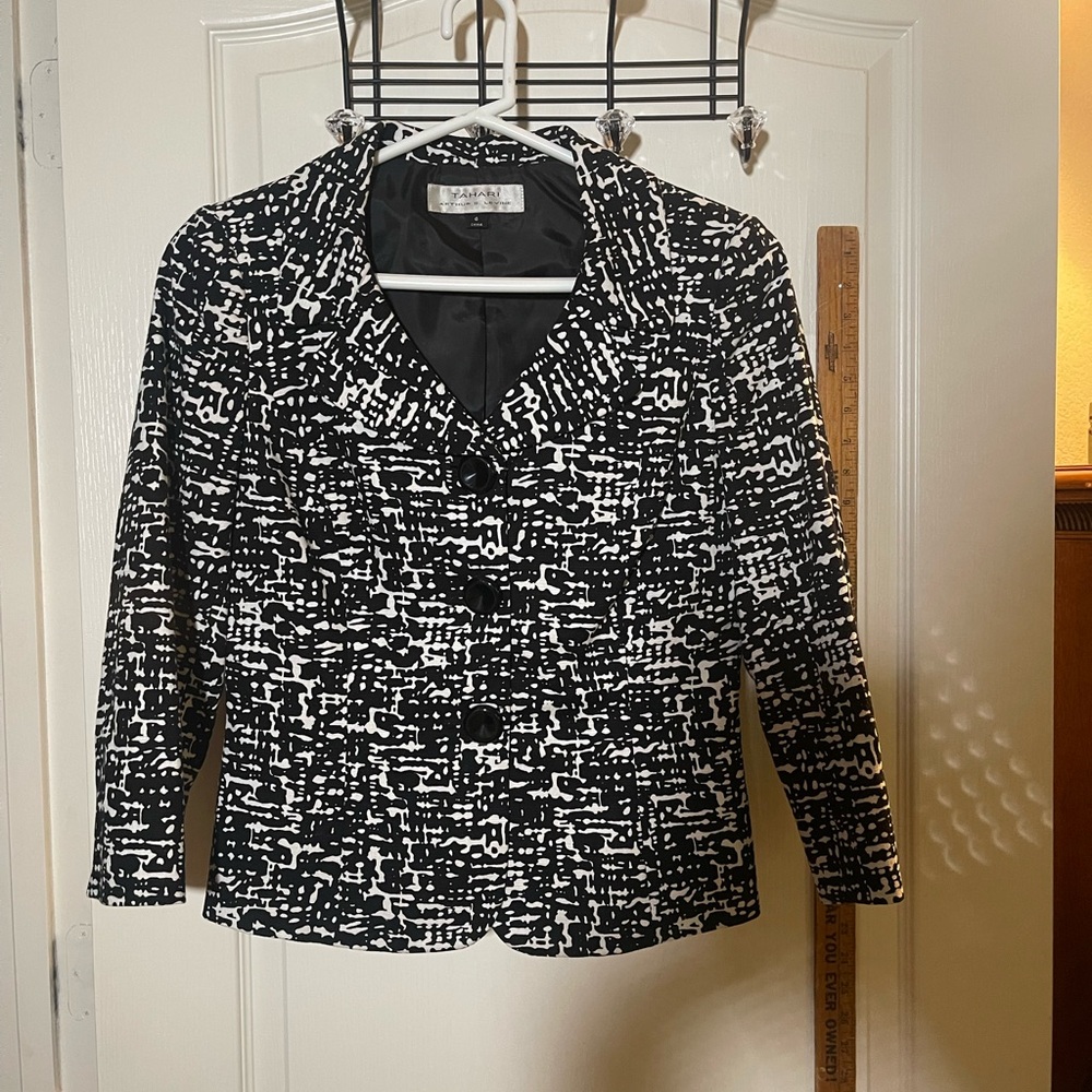 Tahari ASL Black and White Textured Blazer